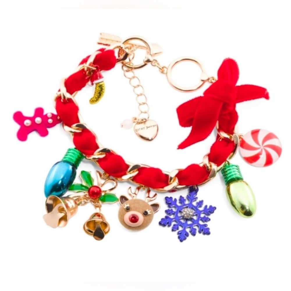 Betsy Johnson SANTA BABY CHARM BRACELET
